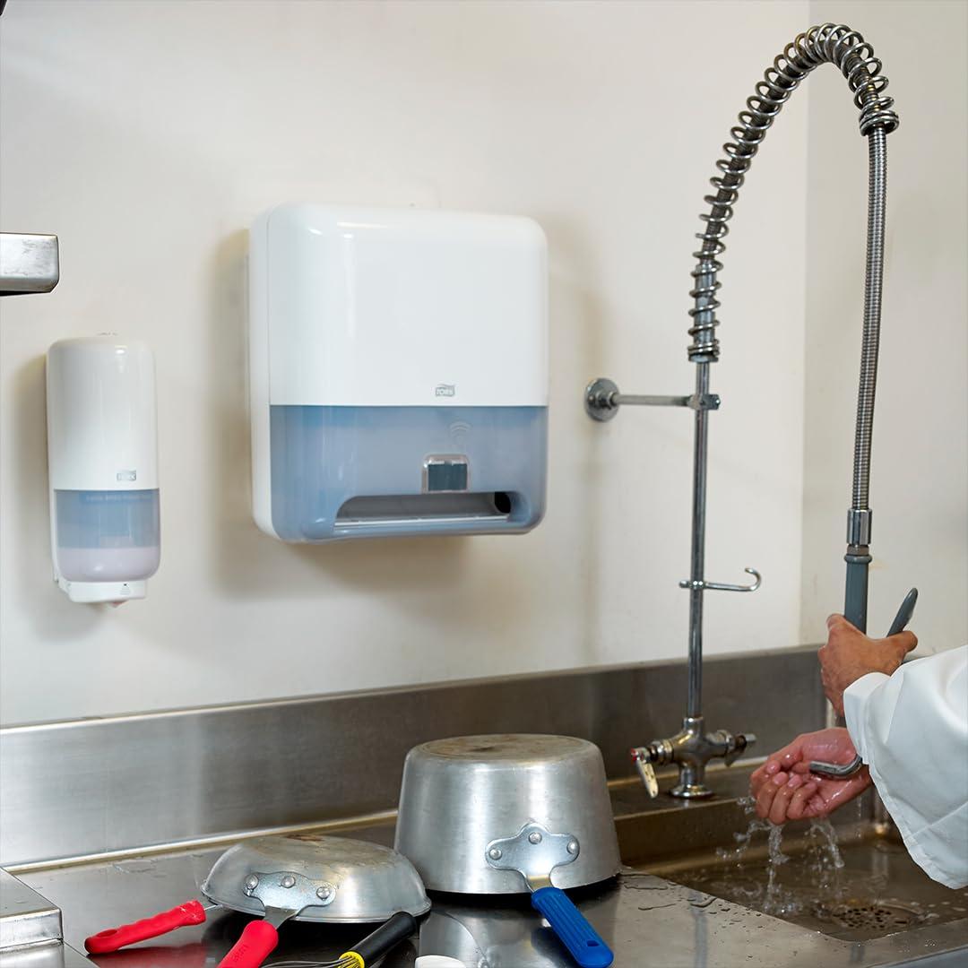 imageTork Matic Paper Towel Dispenser Intuition Sensor Black Elevation H1 noncontact OneataTime dispensing 5511282Old Version  White